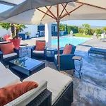 Gorgeous In Holiday home La Redorte